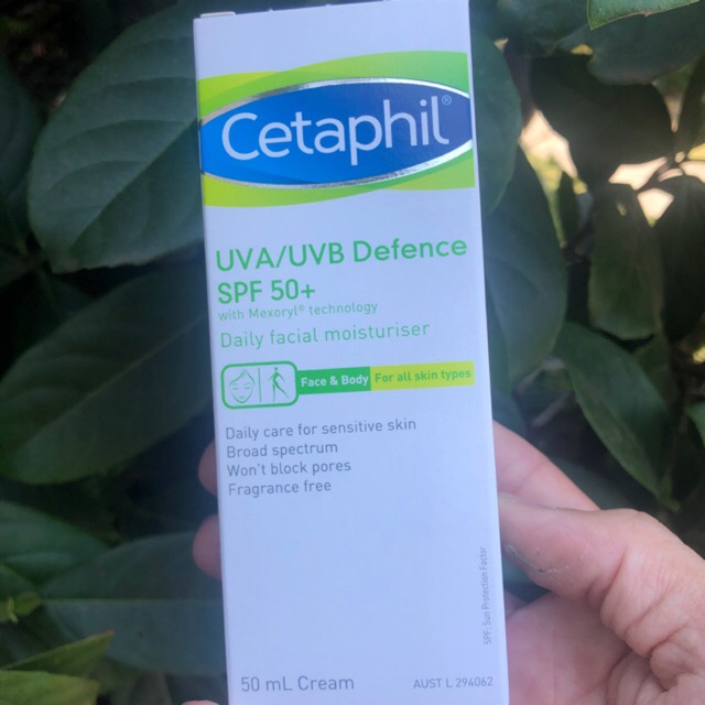 Kem chống nắng Cetaphil UVA/UVB Defence SPF 50+ 50mL
