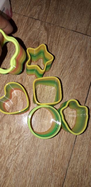 Combo 6 cái cấu hình Lò xo loại trung bằng nhựa rất đẹp có 6 mẫu khác nhau