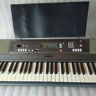 giá để bản nhạc