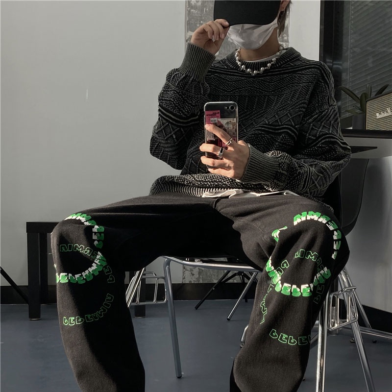 Quần jeans dài ống rộng in chữ thời trang dành cho nam size S-3XL