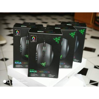 Chuột chơi game Razer Naga Chroma