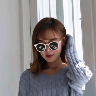 Kính Mát Gọng Tròn Chống Tia UV400 Phong Cách Cổ Điển Cho Nữ
