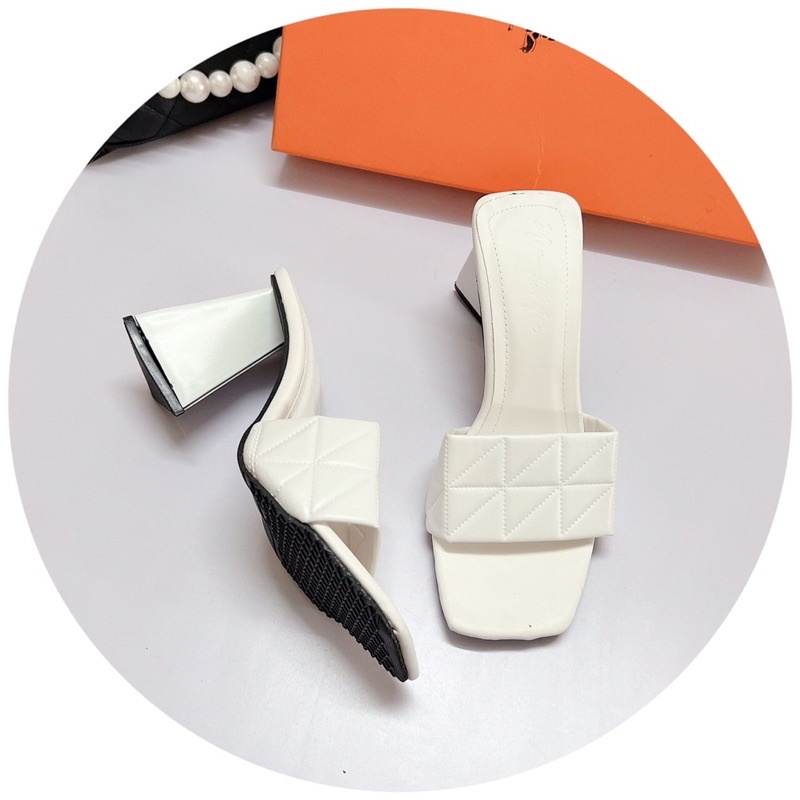 Bán Sỉ-Dép nữ cao gót quai ngang chần chỉ gót tam giác 9cm