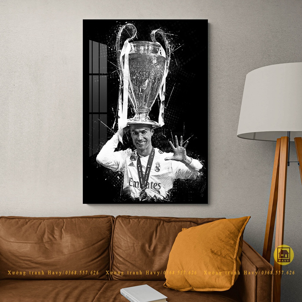 Tranh treo tường bóng đá CR7, mặt mica tráng gương cao cấp chống ẩm mốc