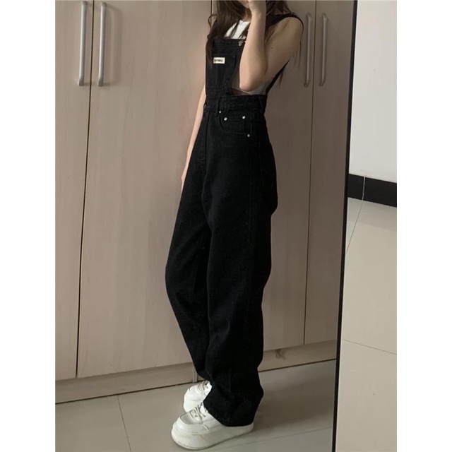 Quần yếm jeans đen dài ống rộng hack dáng thiết kế Hàn Quốc 2023