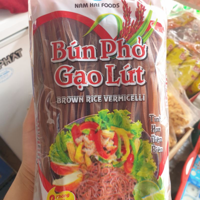 PHỞ KHÔ GẠO LỨT ĐỎ