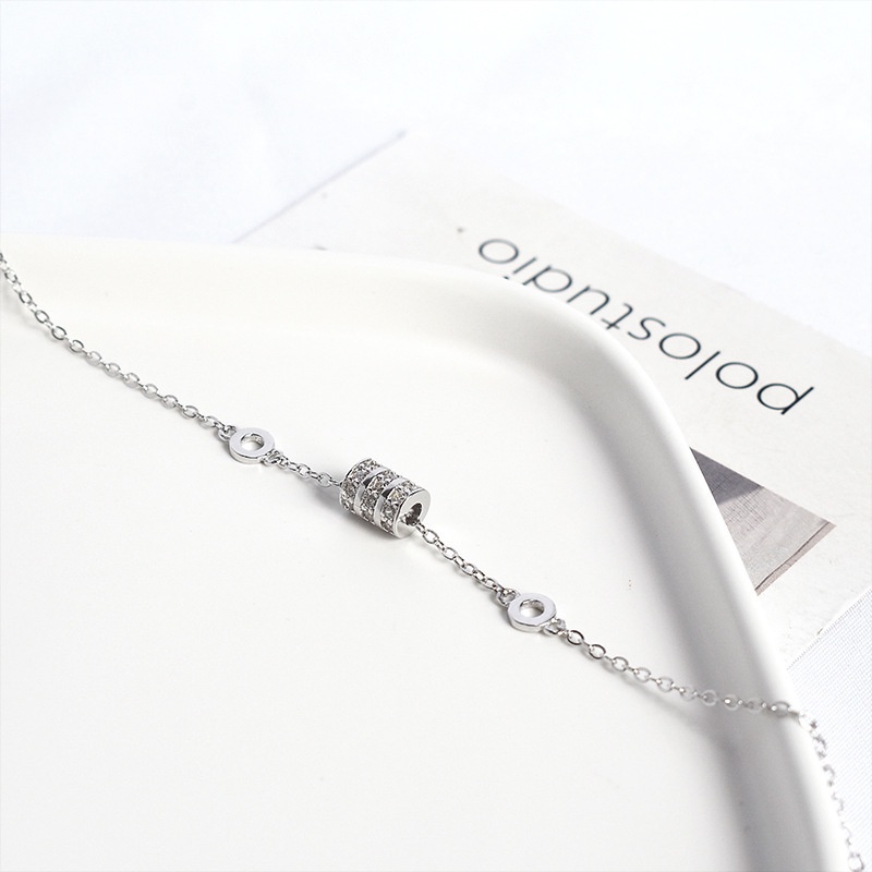 Vòng tay đính cườm nhỏ được thiết kế đẹp mắt Vòng tay thời trang cá nhân của phụ nữ