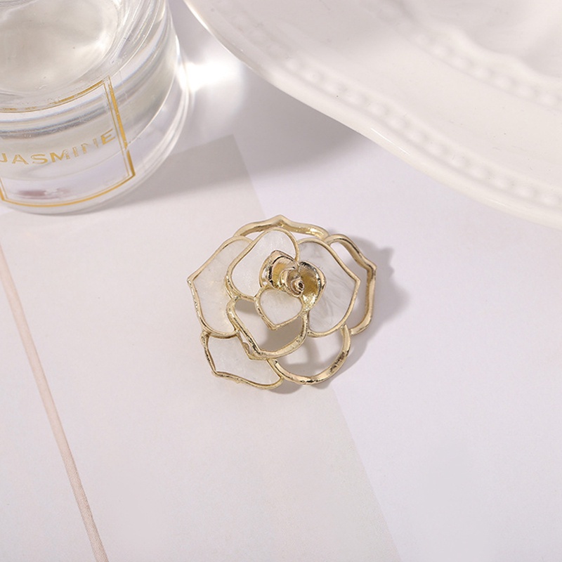 Trâm Cài Áo Hình Hoa Hồng Và Bướm Kiểu Dáng Cổ Điển