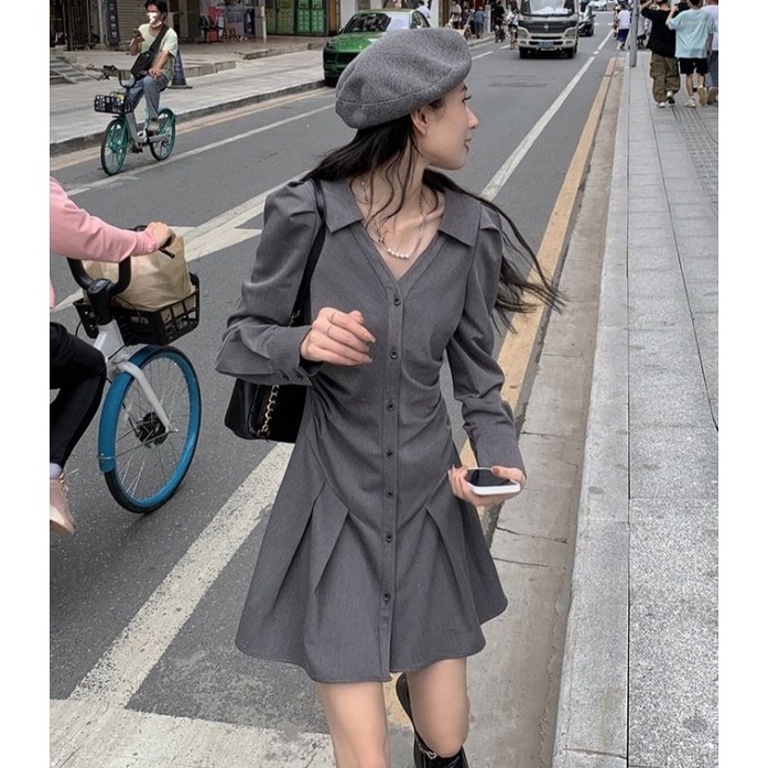 Đầm xòe tay dài cổ bẻ chữ V có nút ở giữa đuôi cá màu xám công sở oder taobao