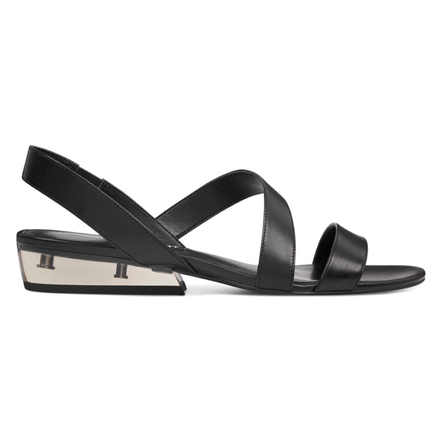 Sandal ninewest