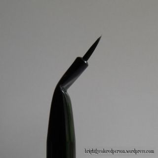 Cọ kẻ mắt gãy 45 ELF angled eyeliner brush