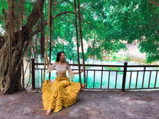 CHÂN VÁY XÔ VÀNG VINTAGE