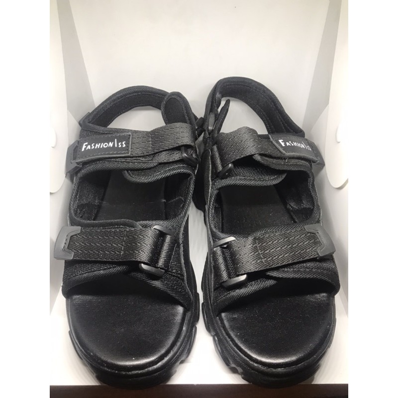 Giày sandal
