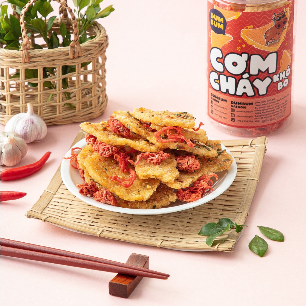 Cơm cháy lắc khô bò 250g DumBum đồ ăn vặt Hà Nội