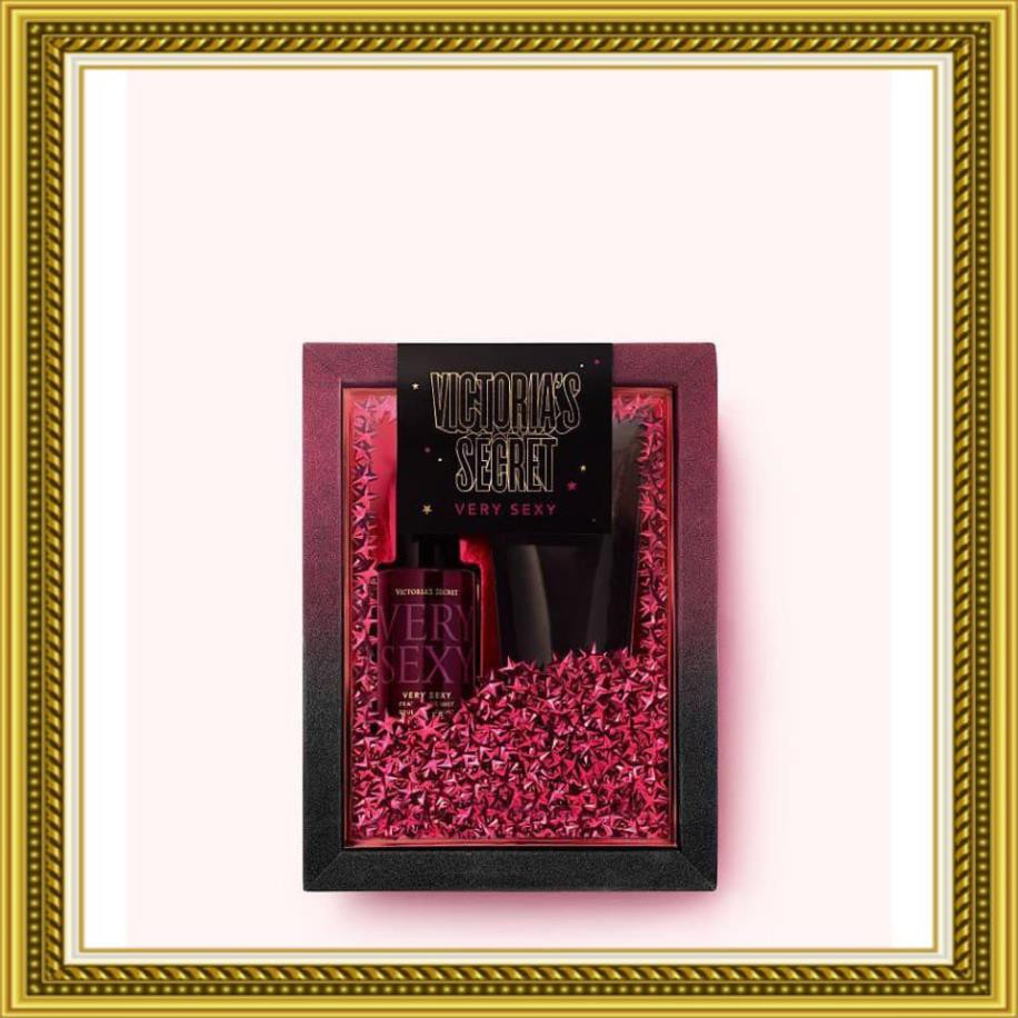 Bộ Sản Phẩm Victoria’s Secret Very Sexy Mist & Lotion Gift Set 2018