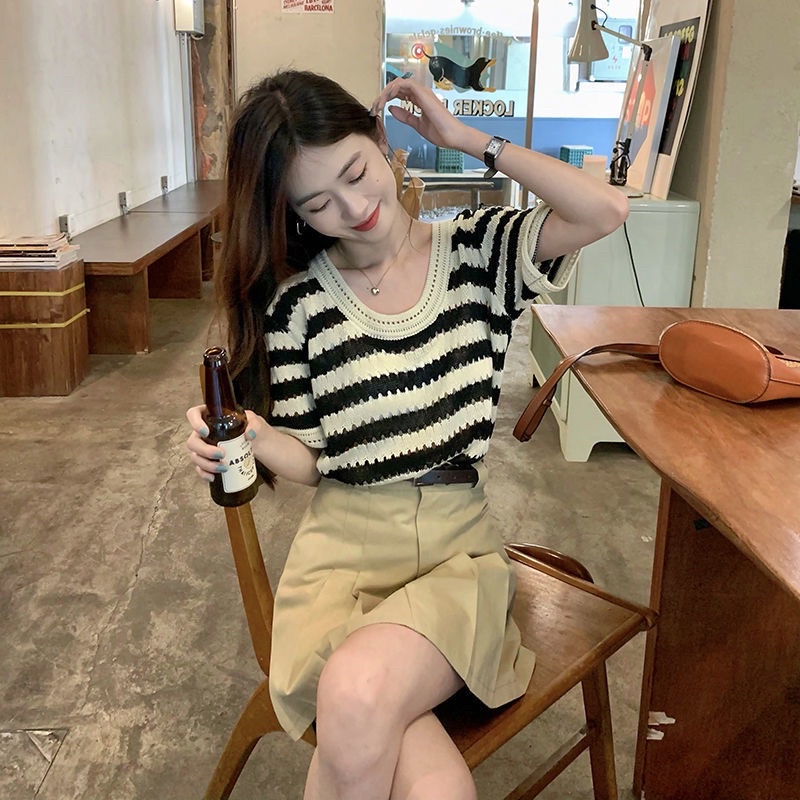 Áo Thun Croptop Nữ Dệt Kim Len Mongtogi Siêu Hot  (AT011）