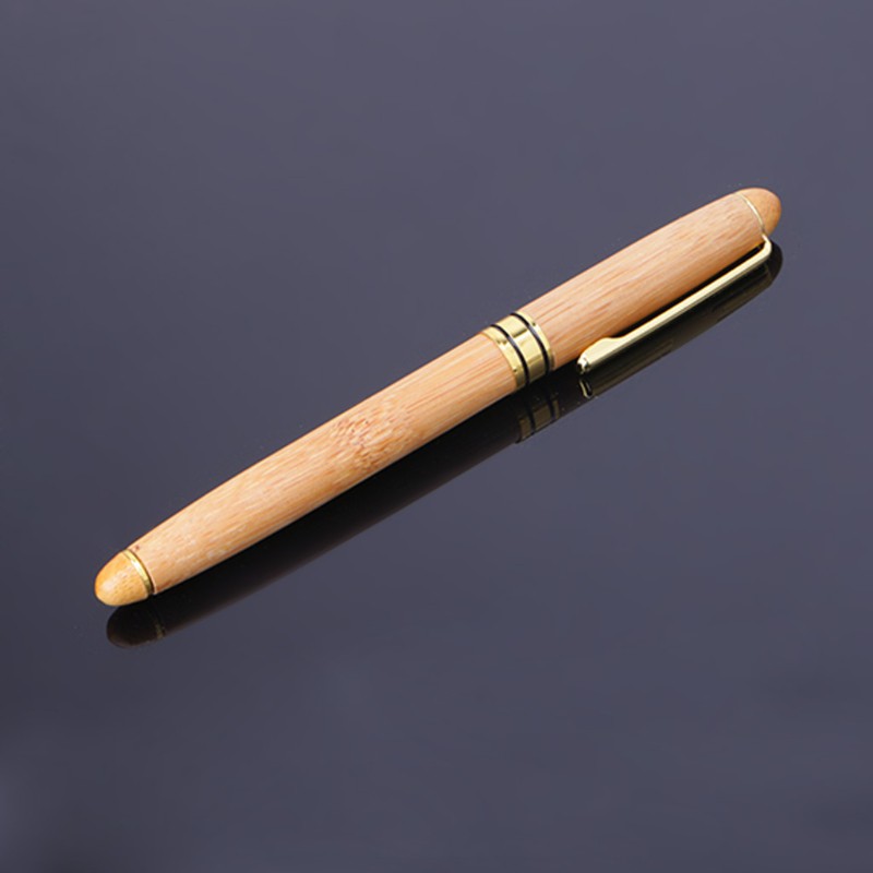 Bút Máy Bằng Gỗ Tre Độc Đáo