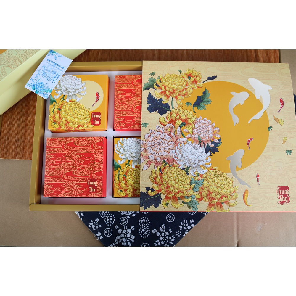 ( ảnh thật + deal sốc ) hoả tốc hộp bánh trung thu 4 cái quà tặng đủ vị siêu đặc biệt _trathaomocsi