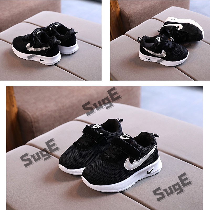 SUGE Size21-30 Giày thể thao trẻ em màu đen, đỏ, giày học sinh nữ. thoáng khí Đế rất mềm.