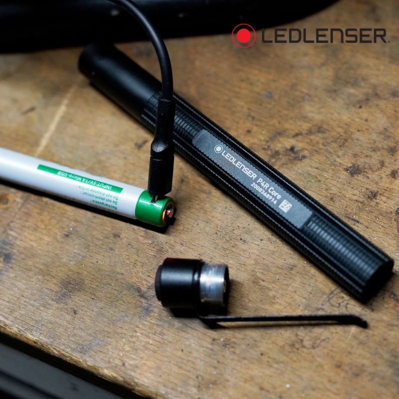 Đèn Pin Bỏ Túi LEDLENSER P4R Core - 200 Lumens