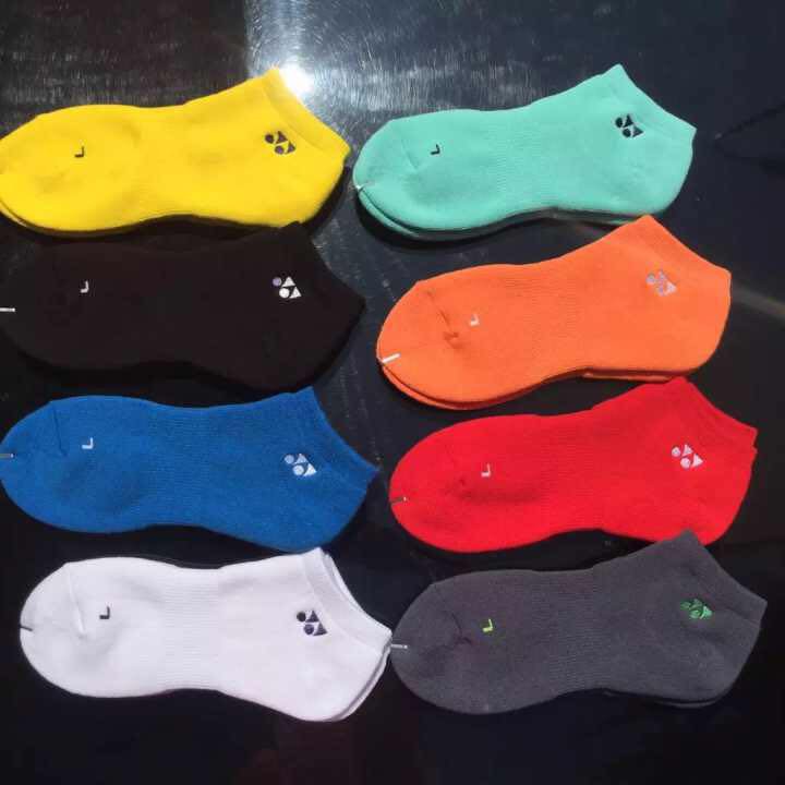 Tất Yonex ngắn 1 màu