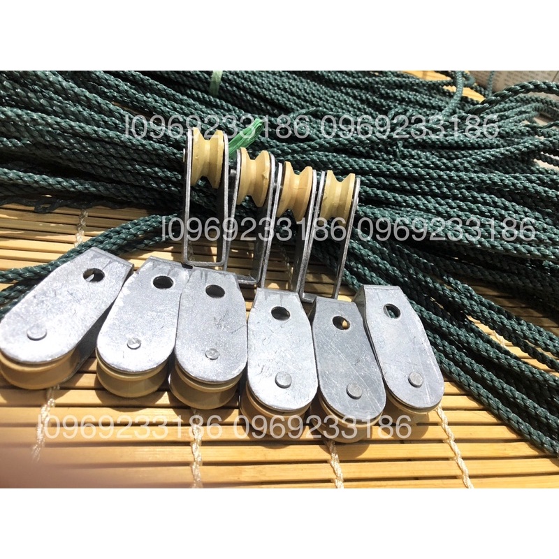 Ròng rọc sắt kéo đồ. Cung cấp phụ kiện kéo mành tre, bạt cuốn, kéo đồ nặng. Ròng rọc giảm sức nặng đồ vật.