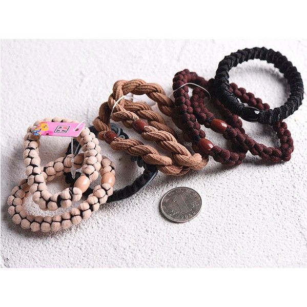 Combo 20 cột tóc đủ mẫu đủ màu ngẫu nhiên. Giá chỉ 55k/20 cái. Hàng luôn có sẵn rất đẹp.