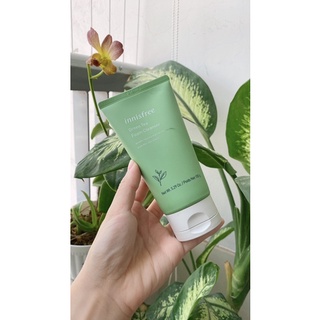 Sữa rửa mặt Innisfree Cleansing Foam