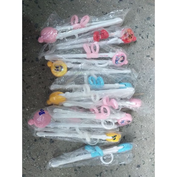 #Bé yêu #Đũa tập ăn, tập gắp siêu xinh ngộ nghĩnh cho bé có xỏ và không xỏ ngón hàng nhật - chịu nhiệt cao, bền, dẻo dai