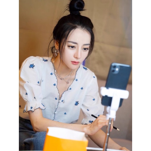 Áo Tay Bèo Chấm Hoa ĐỊCH LỆ NHIỆT BA Phong Cách Dễ Thương