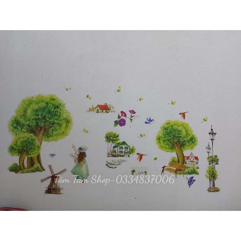 Decal dán tường cây xanh cô gái, sẵn keo dán.