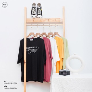 Áo phông oversize chữ Do I look like