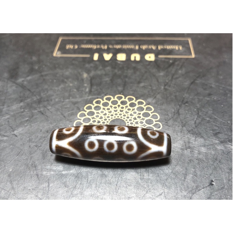 Mặt dây chuyền đá dzi Tây tạng