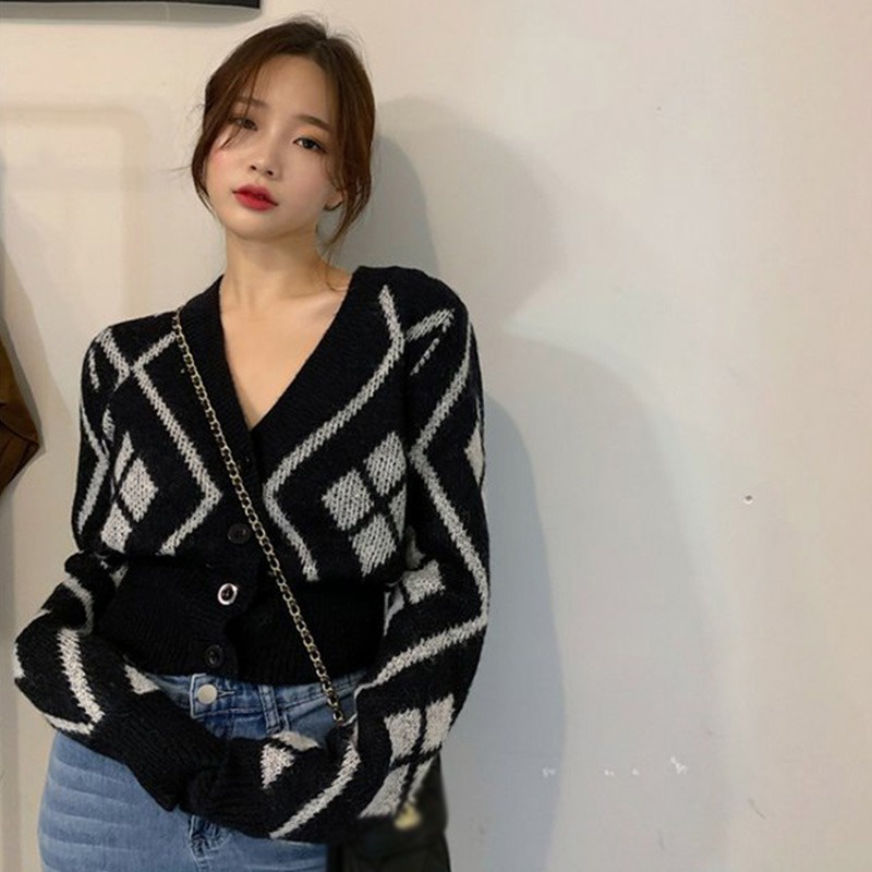 Áo Cardigan Dệt Kim Tay Dài Cổ Chữ V Ôm Eo Đính Đá Kiểu Retro Hàn Quốc Thời Trang Cho Nữ