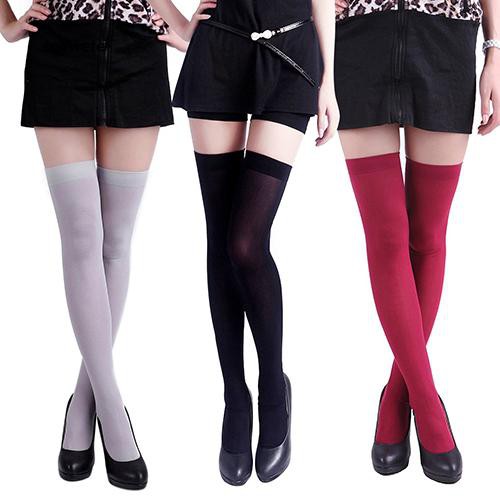 Vớ dài cao qua gối phong cách quyến rũ dành cho nữ