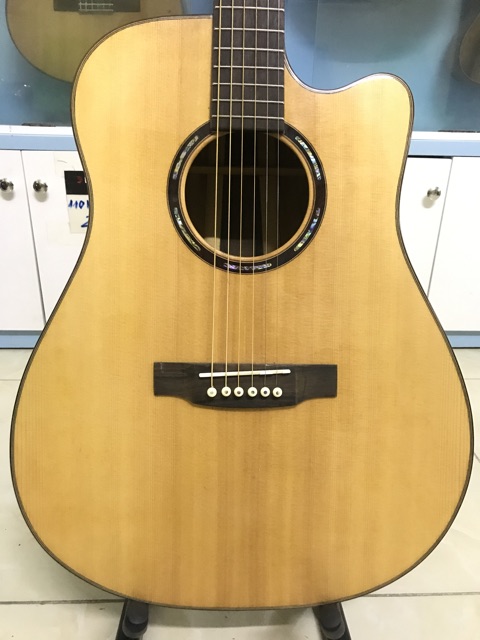 Đàn Guitar Acoustic FullSolid gỗ nguyên tấm hoàn toàn. Guitar Việt Handcrafted tại Guitar isaac