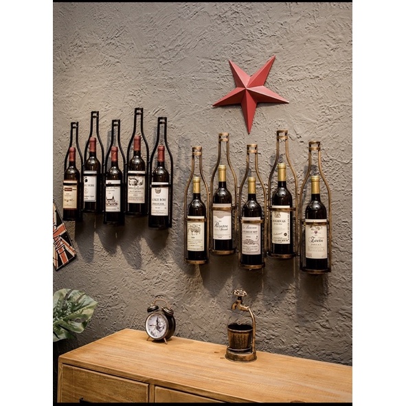 Giá treo chai vang độc đáo