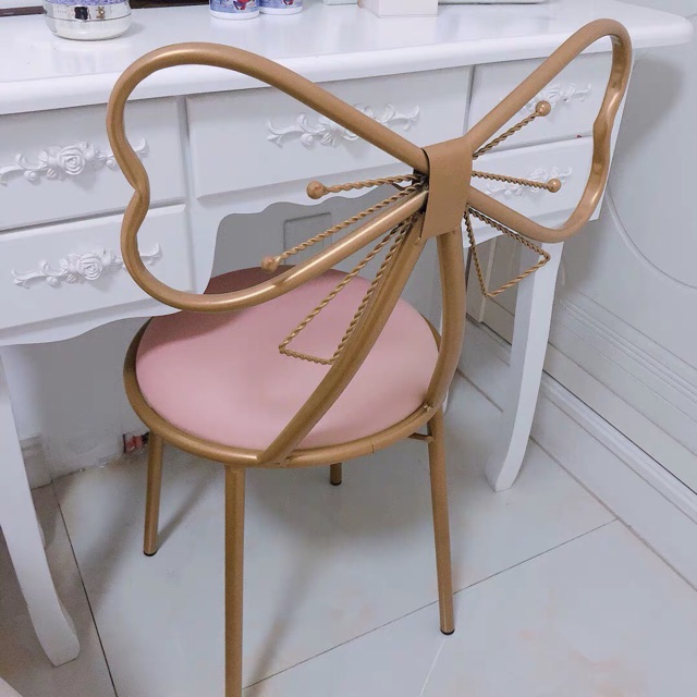 Ghế nơ bàn trang điểm phong cách Bắc Âu
