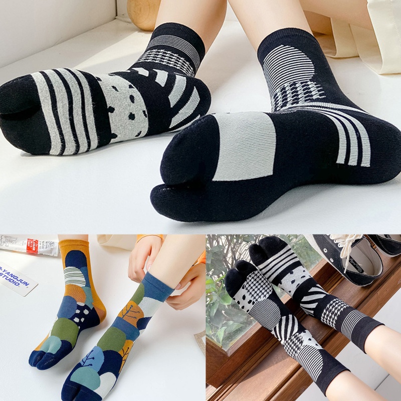 Xiangbao Vớ Xỏ Ngón 2 Ngón In Chấm Bi Trừu Tượng Phong Cách Nhật Bản Sanda