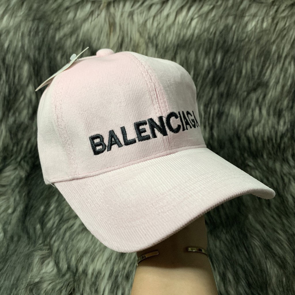 Nón Kết Ulzzang Vải Nhung Nỉ Thêu Logo BalanCiaga S026 [Ảnh Tự Chụp]