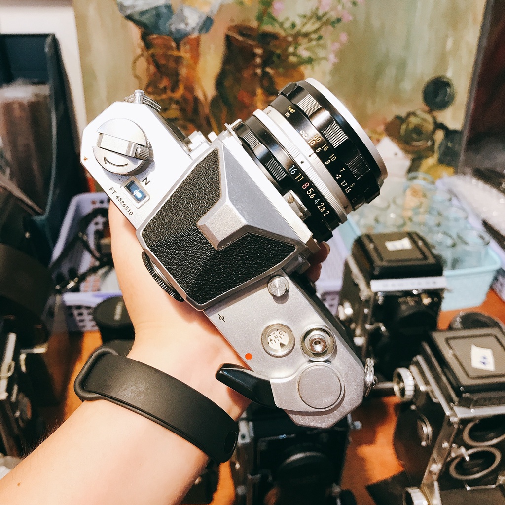 Máy ảnh film Nikon Nikomat FTN Silver