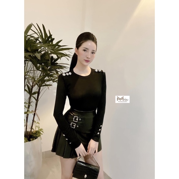 áo cổ tròn khuy vai