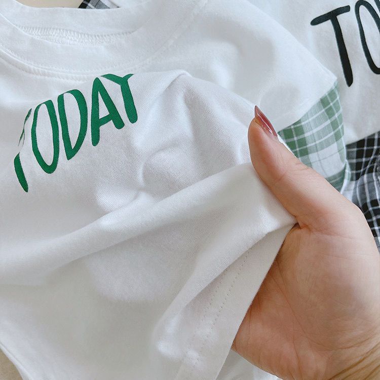 Set Áo Thun Ngắn Tay In Chữ + Quần Short Kẻ Sọc Caro Thời Trang Mùa Hè Hàn Quốc Mới Cho Bé Trai