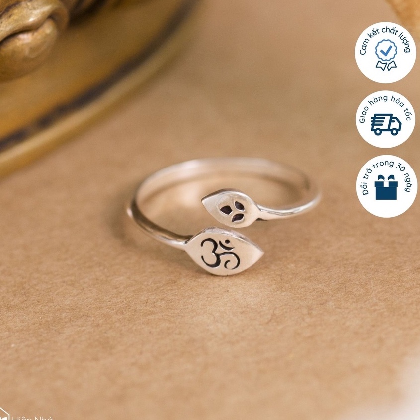 Nhẫn Bạc S925 biểu tượng Chữ OM Lá Sen - Tâm bình an yêu thương - Trang sức bình an - Trong Nhà
