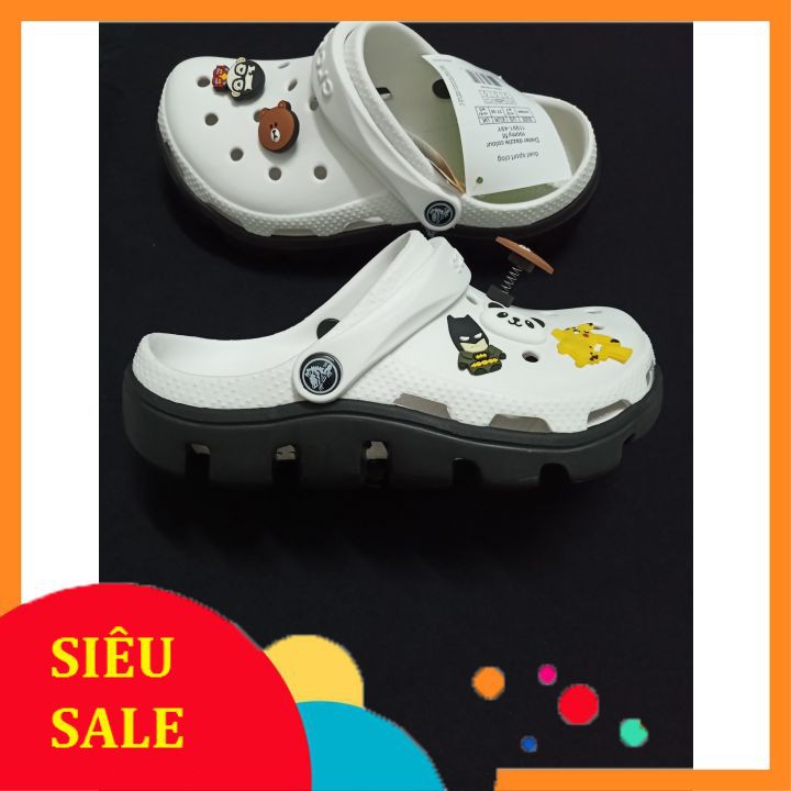 Sục cross nam nữ đi mưa màu trắng, trống trơn trượt tặng 12 jibbitz