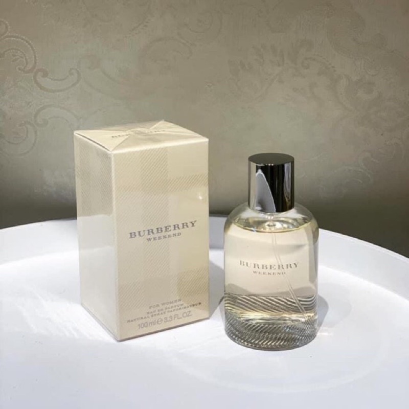 [ fullsize mẫu hộp mới] Nước hoa Burrberry Weekend EDP burberry 100ml