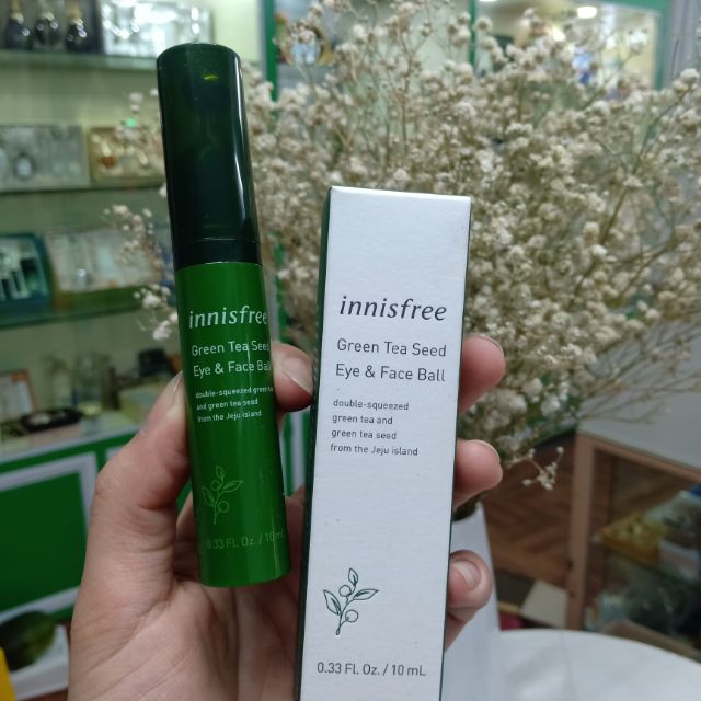 Thanh lăn mắt Innisfree green tea seed eye &amp; face ball