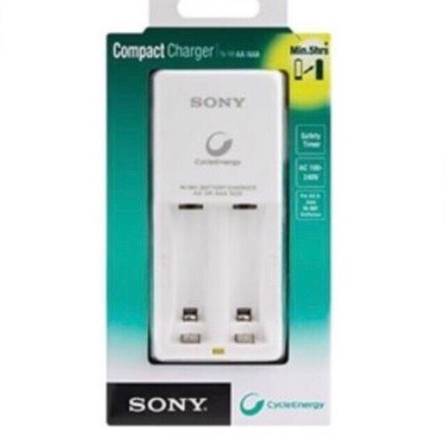 Sạc pin Sony BCG-34HW2KN (kèm 2 pin AA)