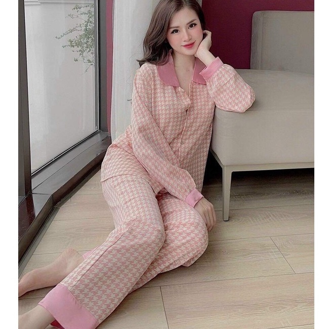 Bộ đồ ngủ pijama nữ tay dài quần dài chất lụa Kate Thái mềm mịn họa tiết ziczac hồng siêu xinh