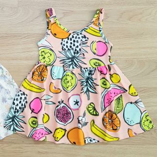 Đầm sát nách Old Navy cho bé 9kg-22kg